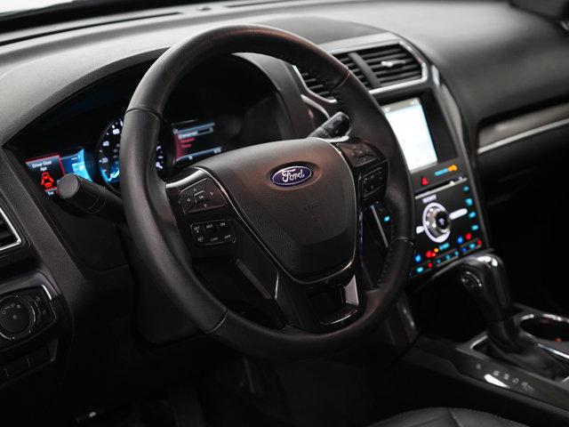 Photo of 2018 Shadow Black Ford Explorer