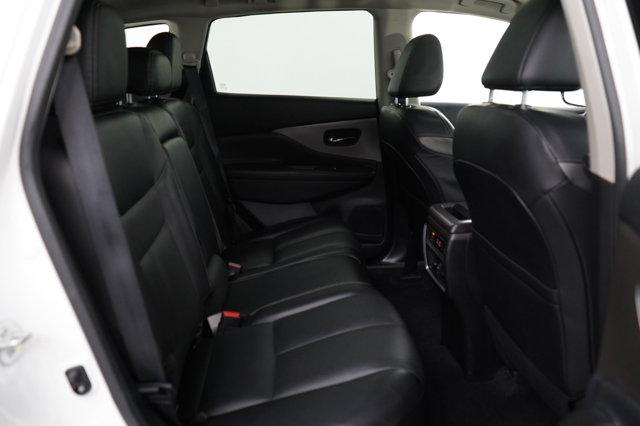 Photo of 2023 Pearl White Tricoat Nissan Murano