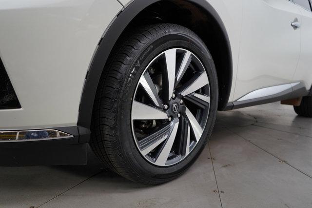 Photo of 2023 Pearl White Tricoat Nissan Murano