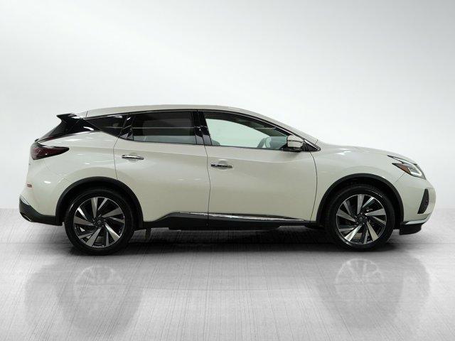 Photo of 2023 Pearl White Tricoat Nissan Murano