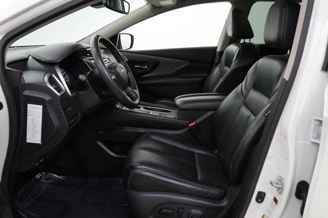 Photo of 2023 Pearl White Tricoat Nissan Murano