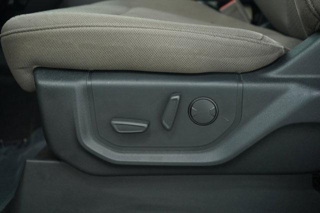 Photo of 2019 Oxford White Ford F-150
