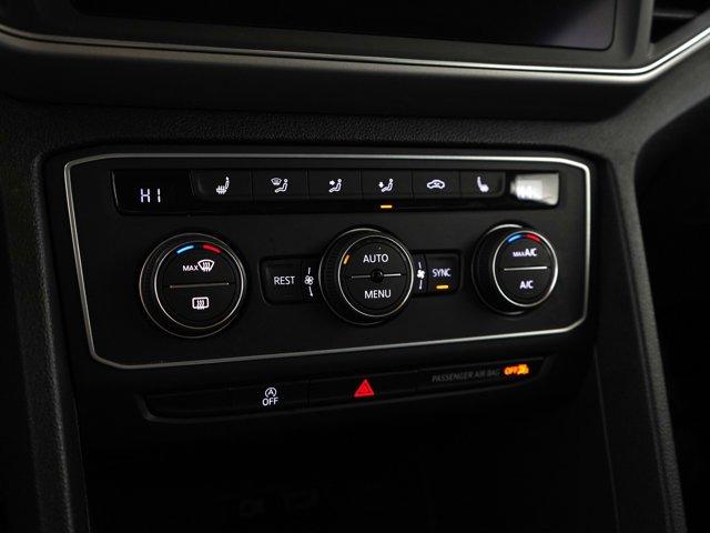 Photo of 2019 Tourmaline Blue Metallic Volkswagen Atlas