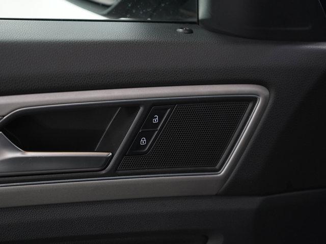 Photo of 2019 Tourmaline Blue Metallic Volkswagen Atlas