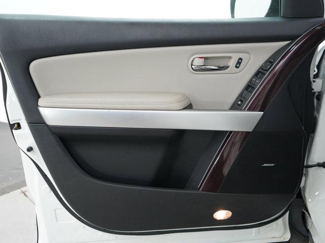 Photo of 2015 Crystal White Pearl Mica Mazda CX-9