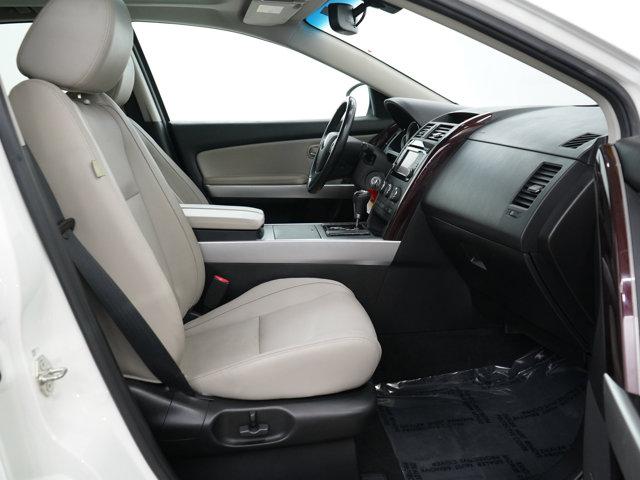 Photo of 2015 Crystal White Pearl Mica Mazda CX-9