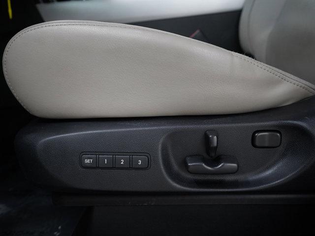 Photo of 2015 Crystal White Pearl Mica Mazda CX-9