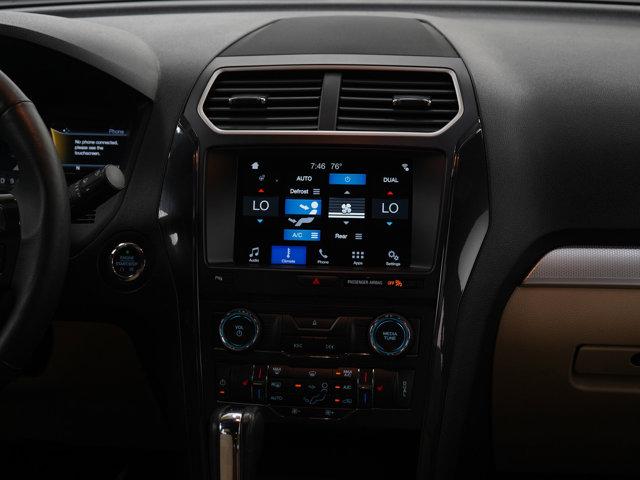 Photo of 2017 White Gold Metallic Ford Explorer