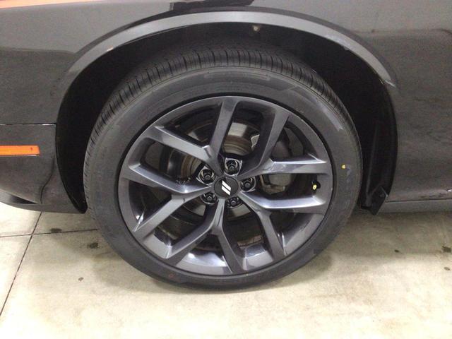 Photo of 2019 Pitch Black Clearcoat Dodge Challenger