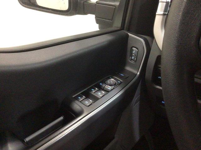 Photo of 2024 Oxford White Ford F-450