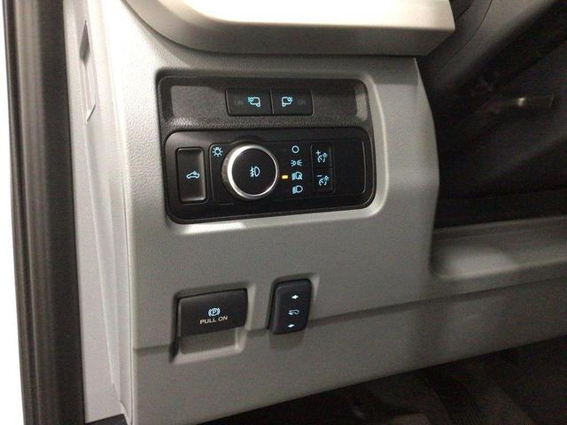 Photo of 2024 Oxford White Ford F-450