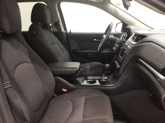 Photo of 2017 Mosaic Black Metallic Chevrolet Traverse