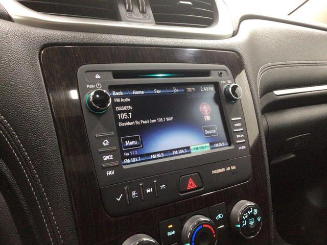 Photo of 2017 Mosaic Black Metallic Chevrolet Traverse