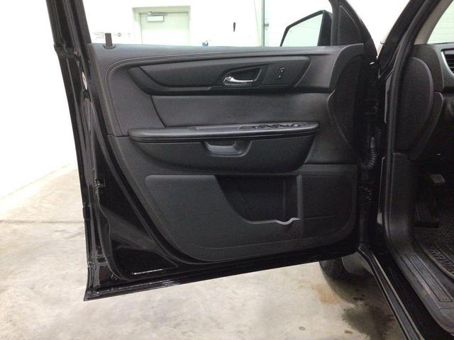 Photo of 2017 Mosaic Black Metallic Chevrolet Traverse