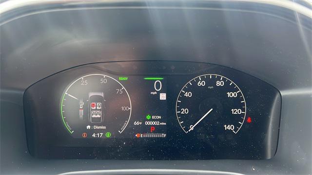 Photo of 2025 Platinum White Honda CR-V Hybrid