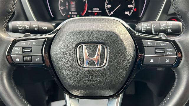 Photo of 2023 Platinum White Pearl Honda Pilot