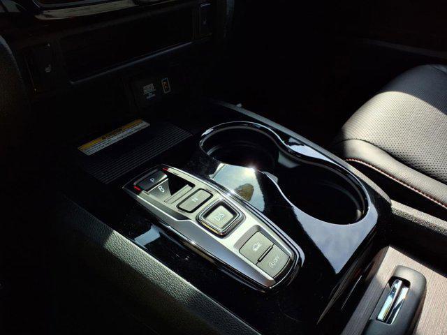 Photo of 2023 Platinum White Honda Ridgeline
