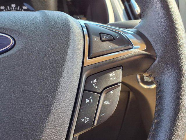 Photo of 2022 Forged Green Metallic Ford Edge