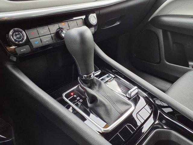 Photo of 2023 Redline Pearlcoat Jeep Compass