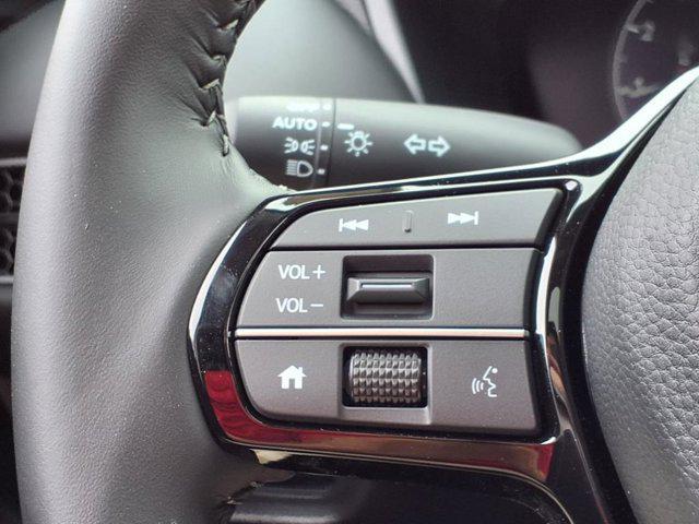 Photo of 2026 Platinum White Pearl Honda HR-V