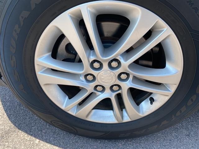 Photo of 2019 White Frost Tri-Coat Buick Enclave
