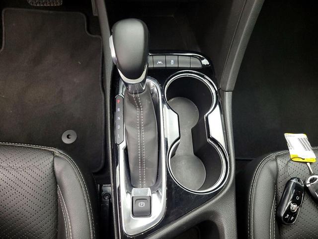Photo of 2022 White Buick Encore GX