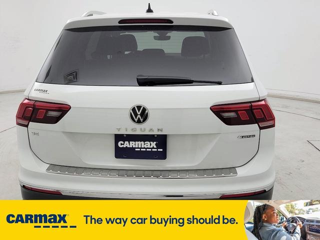 Photo of 2022 White Volkswagen Tiguan