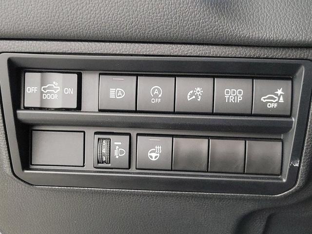 Photo of 2022 Gray Toyota Tundra
