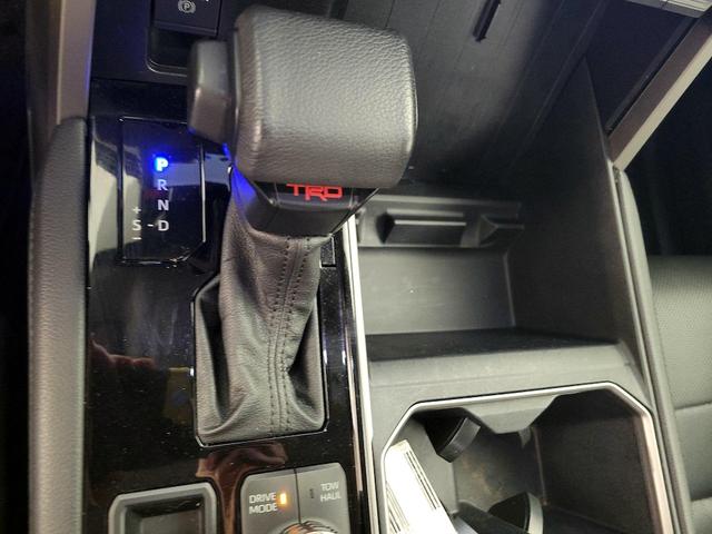 Photo of 2022 Gray Toyota Tundra