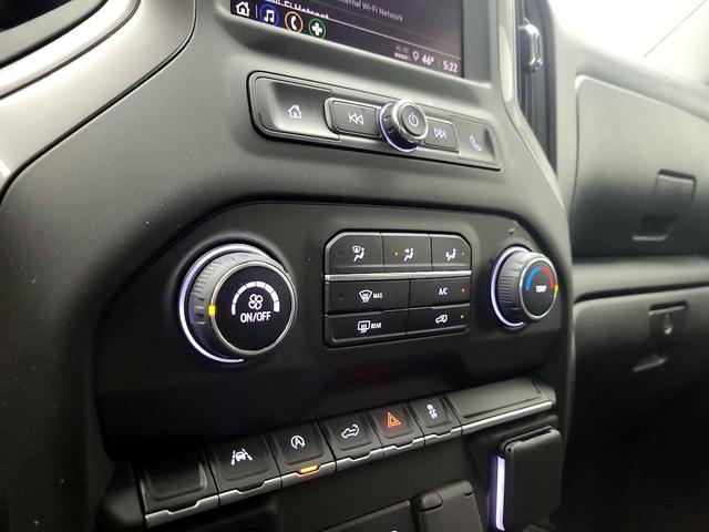 Photo of 2022 White Chevrolet Silverado 1500