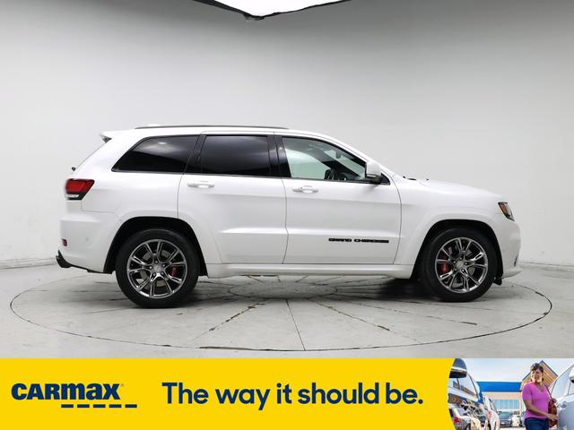 Photo of 2019 White Jeep Grand Cherokee