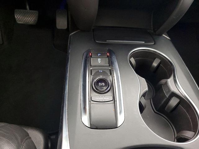 Photo of 2017 Black Acura MDX