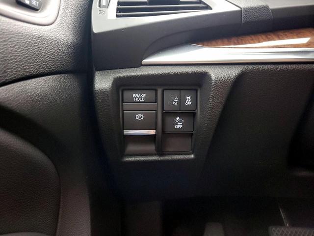 Photo of 2017 Black Acura MDX