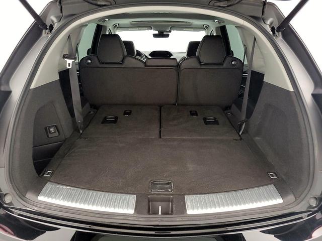 Photo of 2017 Black Acura MDX