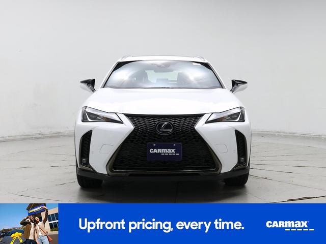Photo of 2021 White Lexus UX 250h