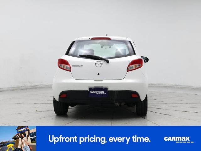 Photo of 2014 White Mazda Mazda2