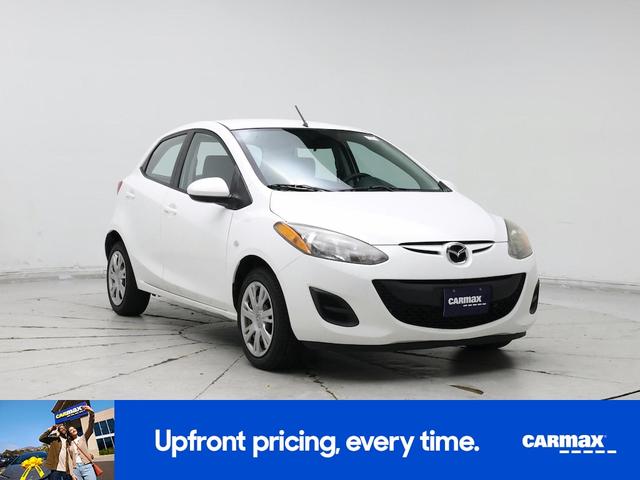 Photo of 2014 White Mazda Mazda2