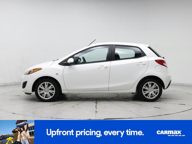 Photo of 2014 White Mazda Mazda2