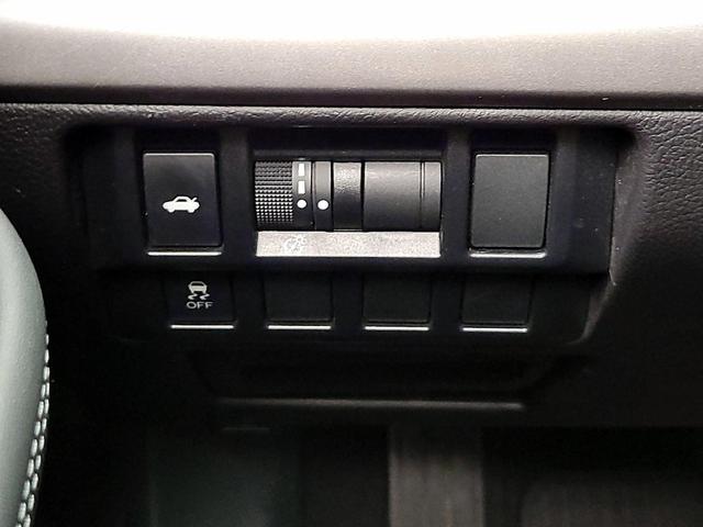Photo of 2015 Blue Subaru Legacy