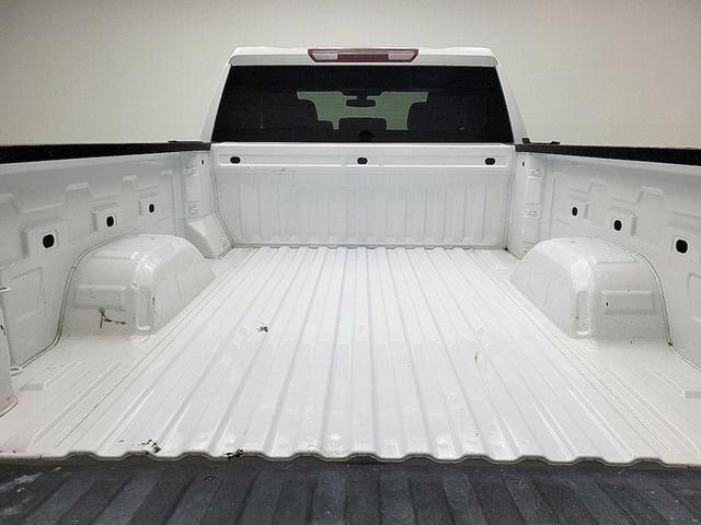 Photo of 2021 White Chevrolet Silverado 1500