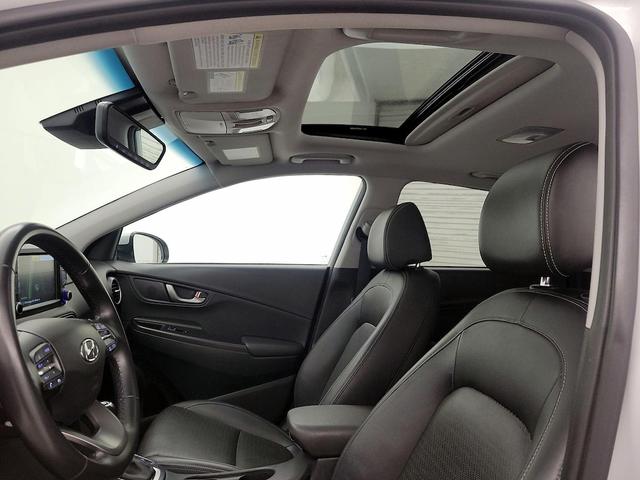 Photo of 2020 White Hyundai KONA