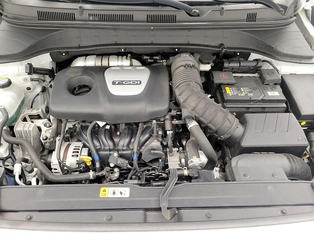 Photo of 2020 White Hyundai KONA