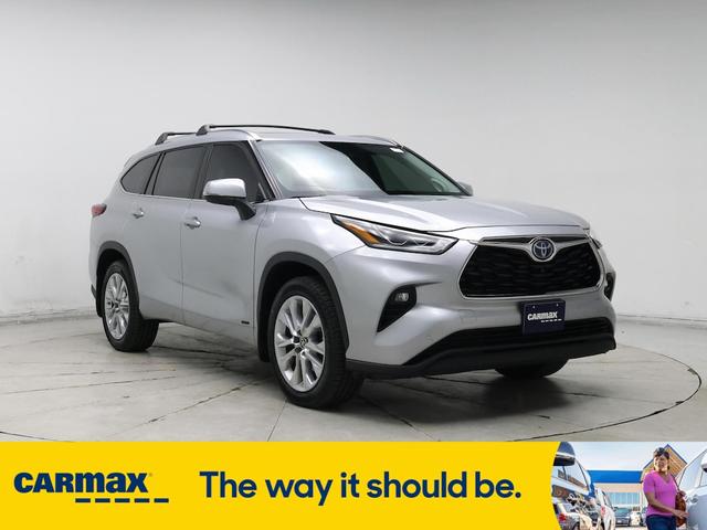 2022 Toyota Highlander Hybrid