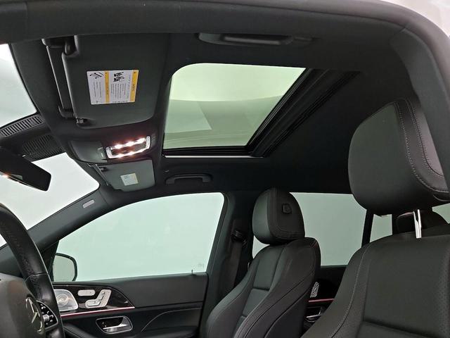Photo of 2020 White Mercedes-Benz GLS 450