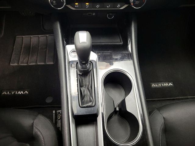 Photo of 2021 Gray Nissan Altima