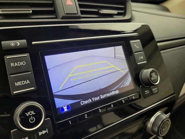 Photo of 2022 White Honda CR-V