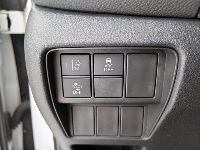 Photo of 2022 White Honda CR-V