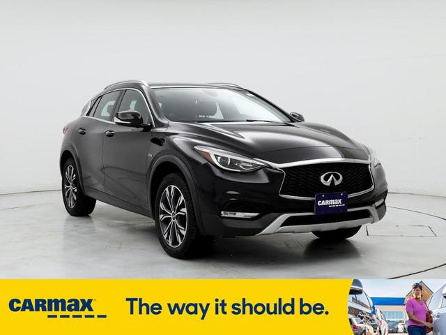 2017 Infiniti QX30