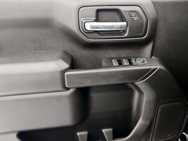 Photo of 2023 Black Chevrolet Silverado 1500