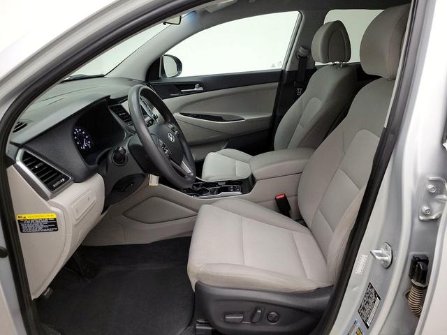 Photo of 2018 Silver Hyundai TUCSON
